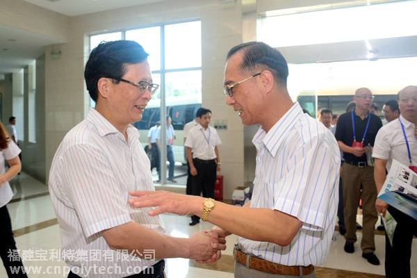 福建省人大常委會(huì)副主任、黨組副書記蘇增添、福建省高級(jí)人民法院院長(zhǎng)、黨組書記馬新嵐率調(diào)研組，蒞臨高新技術(shù)企業(yè)福建寶利特集團(tuán)調(diào)研
